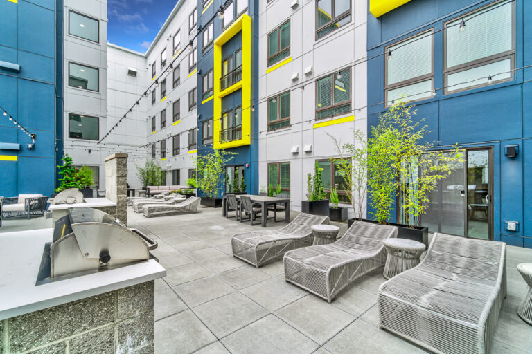 317642605 108987792046890 5206796035780252467 n 768x512