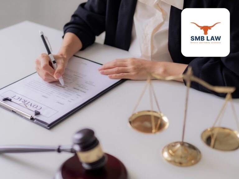 divorce lawyer 768x576