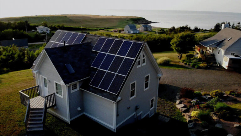 solar panels in Toronto 768x432