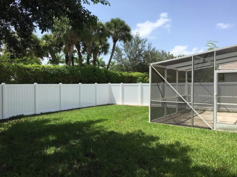 white vinyl fence tampa fl 768x576